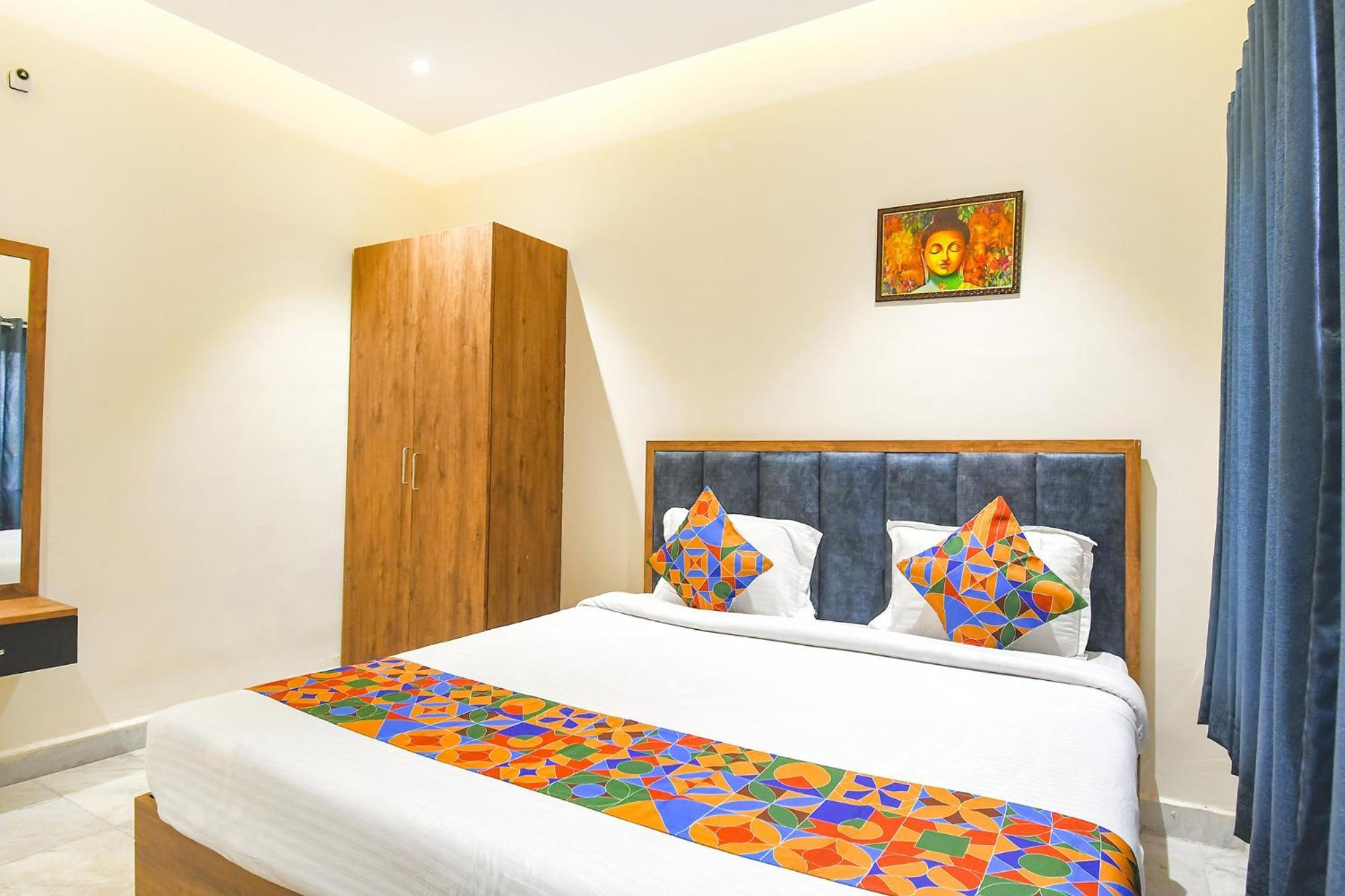 Fabhotel Prime The Golden Plaza - Nr Tarapith Temple Exterior photo